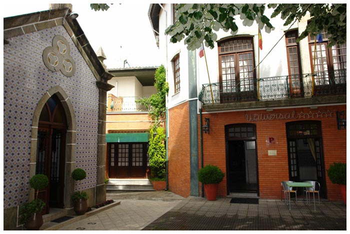 Hotel Casa do Eirado / Pens&atilde;o Universal