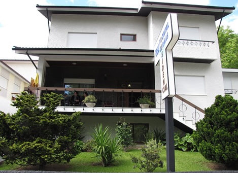 Pens&atilde;o Residencial Frontal Termas - Estabelecimento de Hospedagem